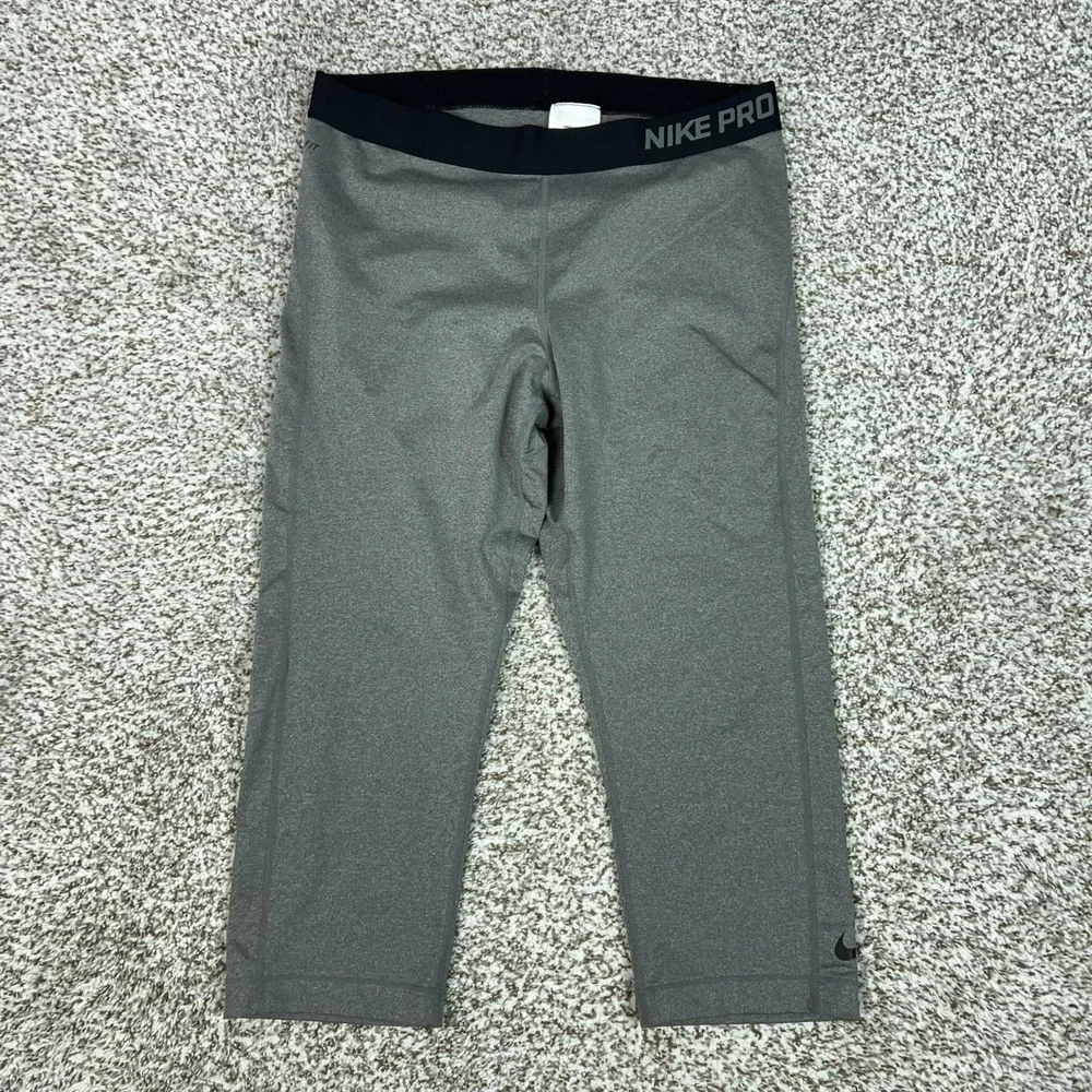 Nike Pants Womens XL Gray Pro Compression Capri Leggings Yoga Gym Sport Workout